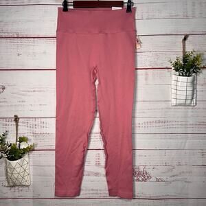 NEW | Victoria’s Secret Ribbed Seamless High Rise 7/8 Leggings | Large